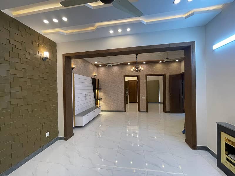 Five Marla Non-Furnished Brand New House For Rent In Bahria Town, Lahore. 5