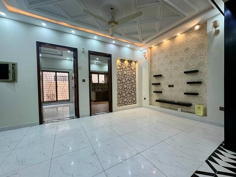Five Marla Non-Furnished Brand New House For Rent In Bahria Town, Lahore. 12