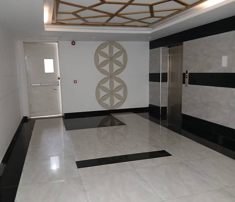 Luxury Fully Furnished 3 Bedroom Apartment Available For Sale in Gold Crest Mall And Residency DHA LAHORE 27