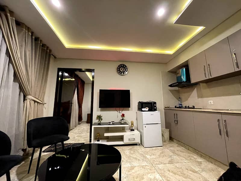 One Bed Furnished Brand New Appartment For Rent In Bahria Town, Lahore. 6