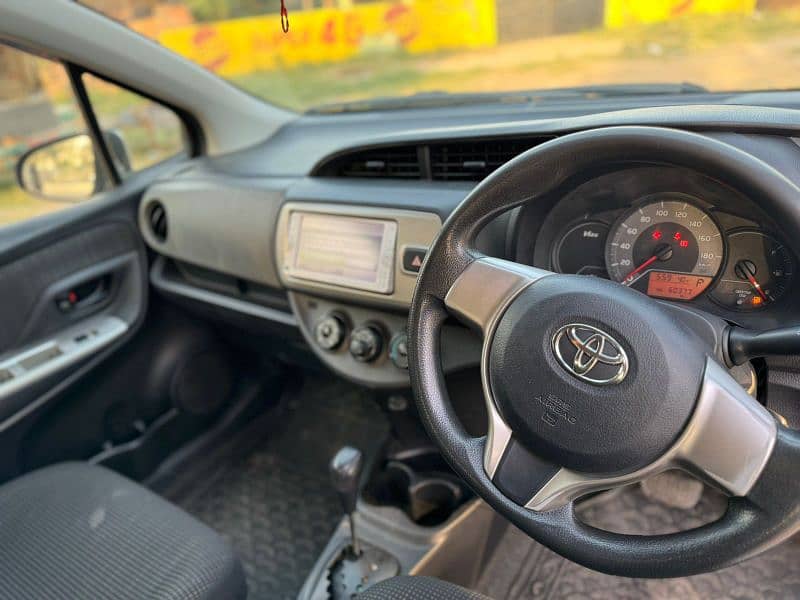 Toyota Vitz 2014 model 2018 impoet and registered 1st owner 7