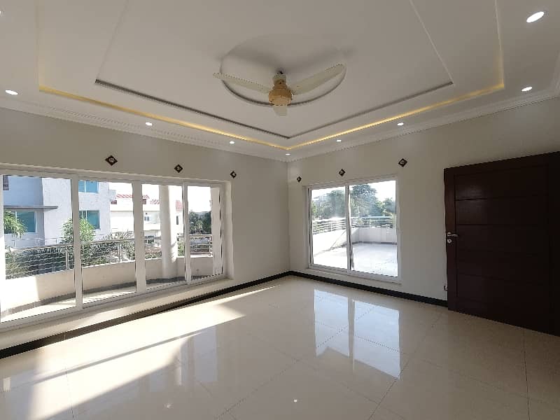 Unoccupied On Excellent Location House Of 26 Marla Is Available For Sale In Bahria Town Rawalpindi 41