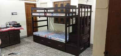 wood bunk bed with drawers size 2.5*5 feet made of pine wood