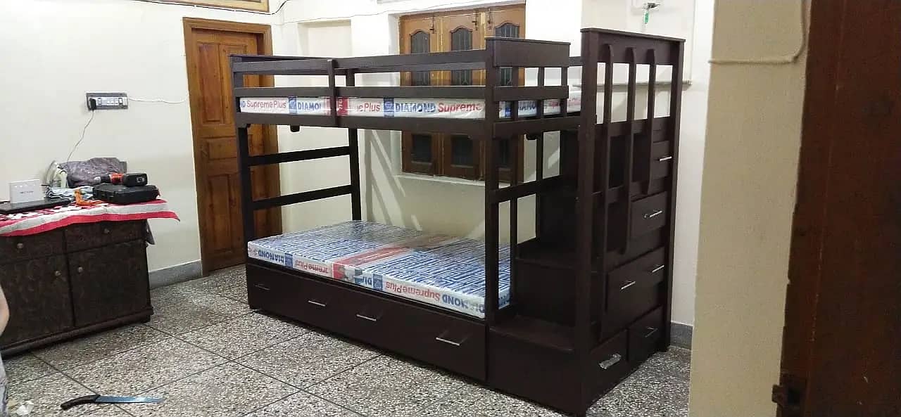 wood bunk bed with drawers size 2.5*5 feet made of pine wood 0