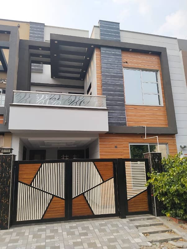 5 Marla House For Sale in AA Block Bahria Town Lahore 0