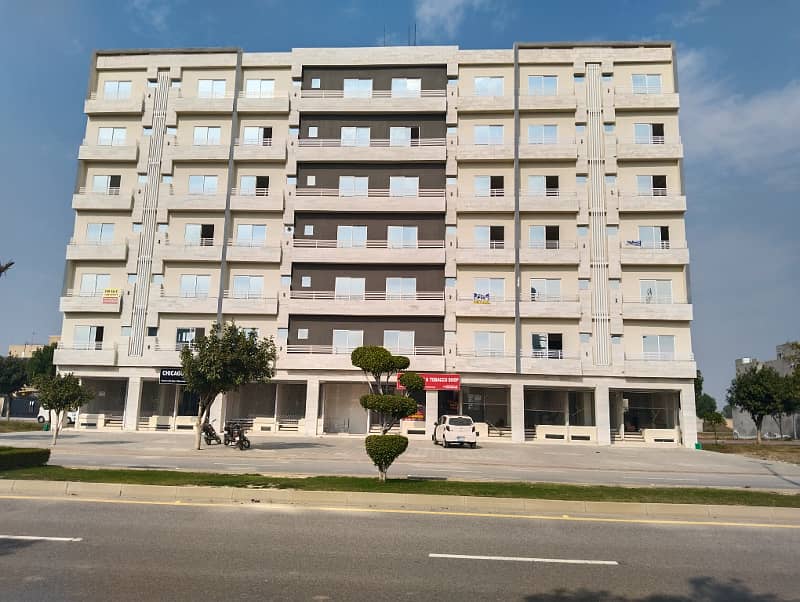 One Bed Non Frunished Apartment For Sale in Bahria Town Lahore 0