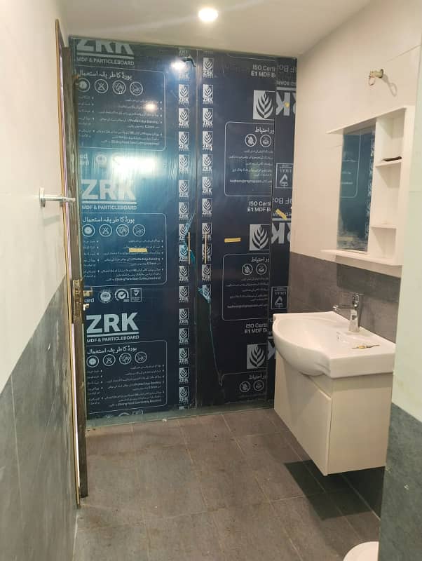 One Bed Non Frunished Apartment For Sale in Bahria Town Lahore 10