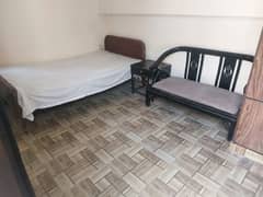independant room for rent 0
