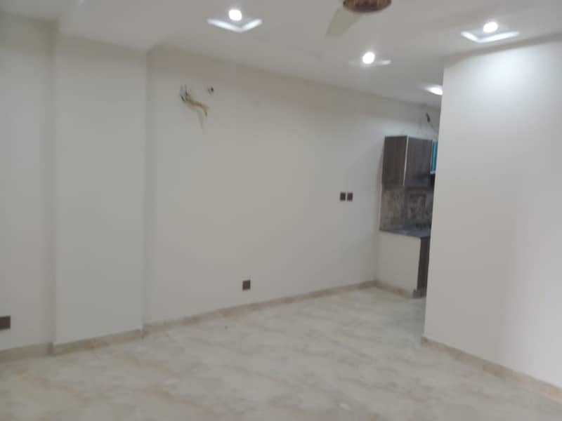 One Bed Apartment For Rent in iqbal Block bahria town lahore 3