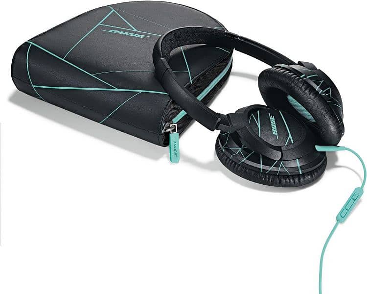 Bose  SoundTrue Around-Ear Headphones - Black/Mint 4