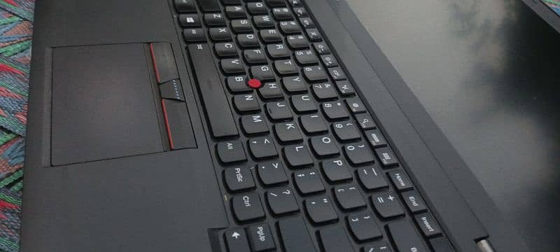 Lenovo neat and clean Core i5 5th generation 19