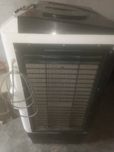 Only 1 Month Used RS 27000 Air Cooler 4