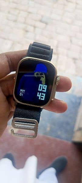 sport smart watch with 7 streps only in 3599. saudi brand 10