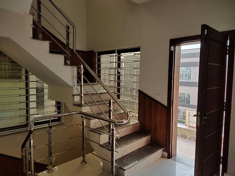 10 Marla upper portion available for Rent 2