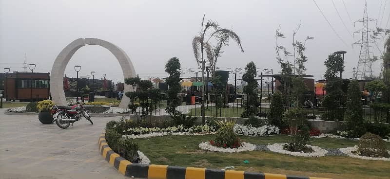 Own A Prime Location Residential Plot In 5 Marla Gujranwala 9