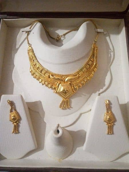 Indian jewelry set 1