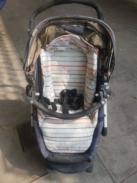 imported baby pram, made in Italy 8