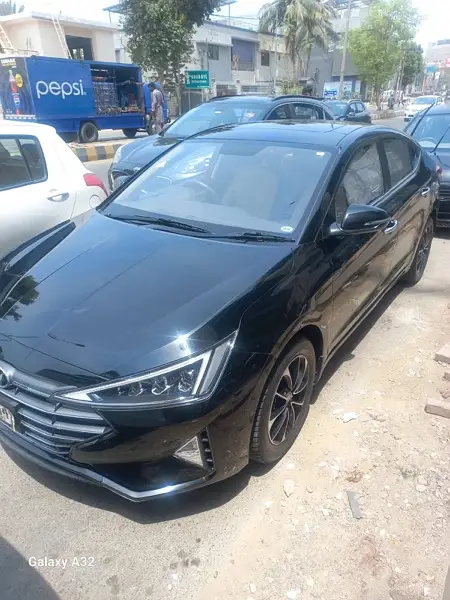 Hyundai Elantra GL 2022