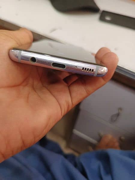 Samsung Galaxy S8 Edge & Only Phone 2