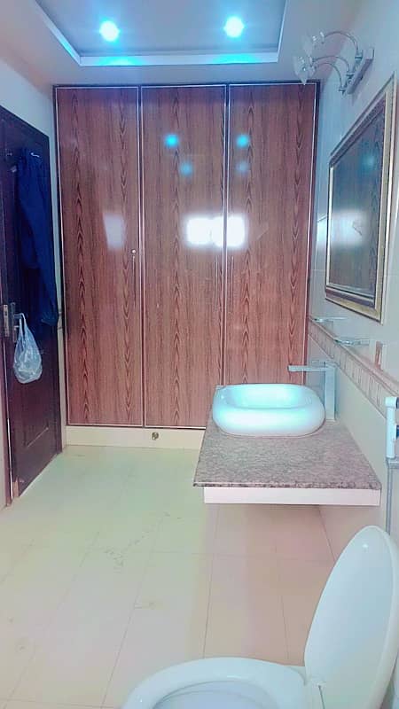 1 KANAL PORTION FOR RENT IN PARAGON CITY LAHORE 12