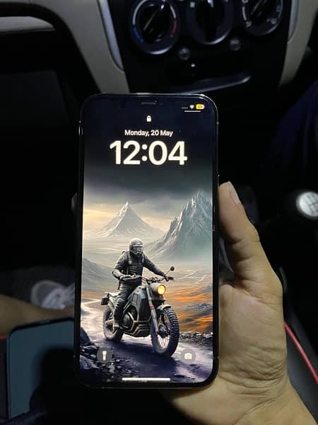 Iphone 12 Pro Max 1