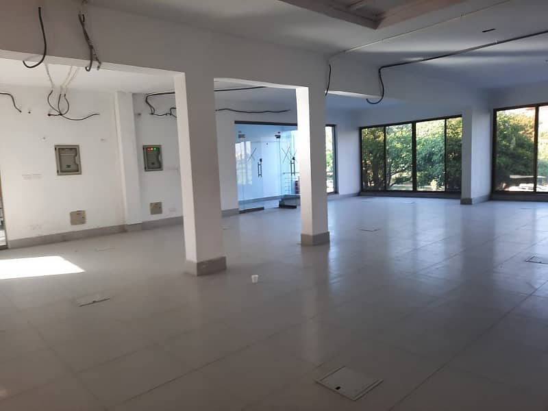 G-8 Markaz 2000 Square Feet Ground Floor Beautiful Office For Rent Very Suitable For NGOs IT Telecom Software Companies And Multinational Companies Offices 4