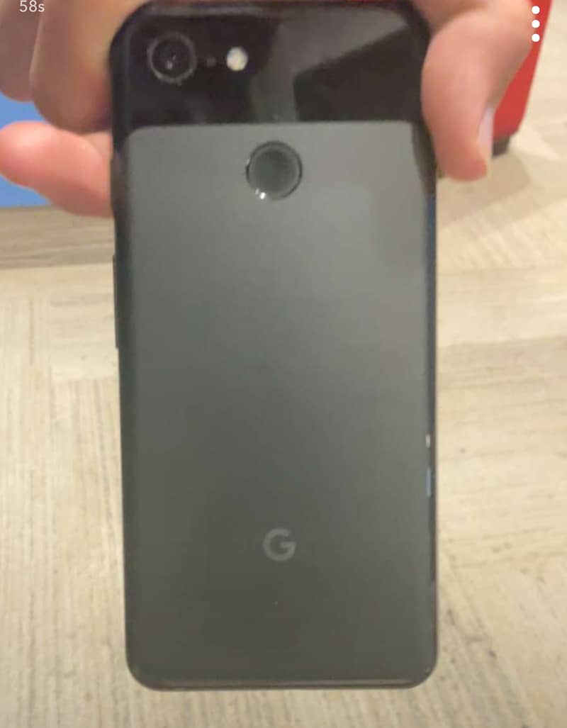 Google Pixel 3 (price negotiable) 2