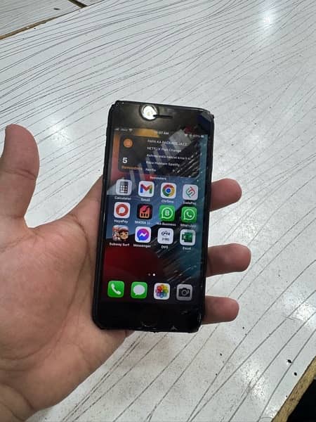 Iphone 7 128GB PTA APPROVED BLACK 2