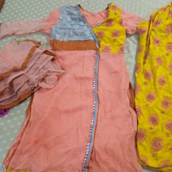 for girls 3 piece Mehndi dress 2
