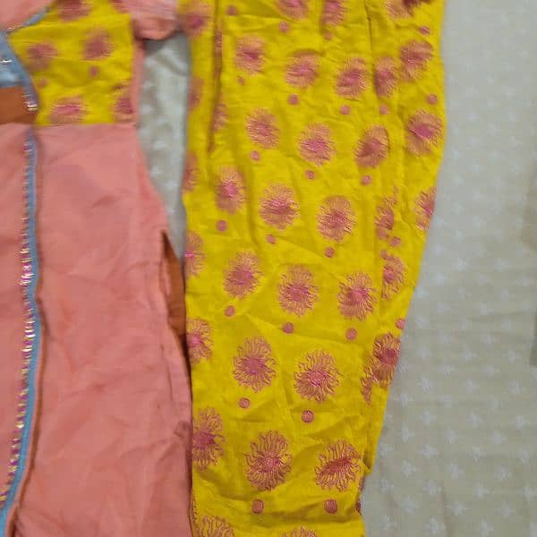 for girls 3 piece Mehndi dress 5