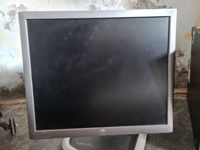 Hp 19 inch LCD Monitor 0