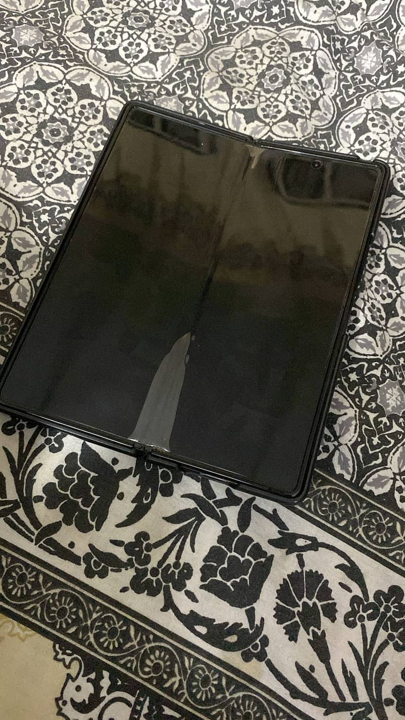 Samsung Galaxy Z Fold 2 2