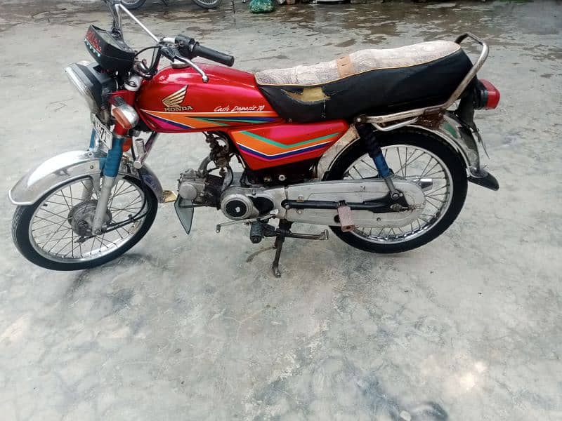 Honda CD 70 urgant sale 0