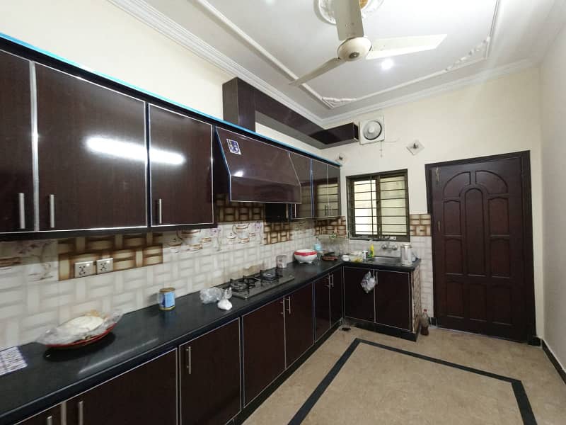 7 Marla Double Unit House Available. For Rent in G-15 Islamabad. 12