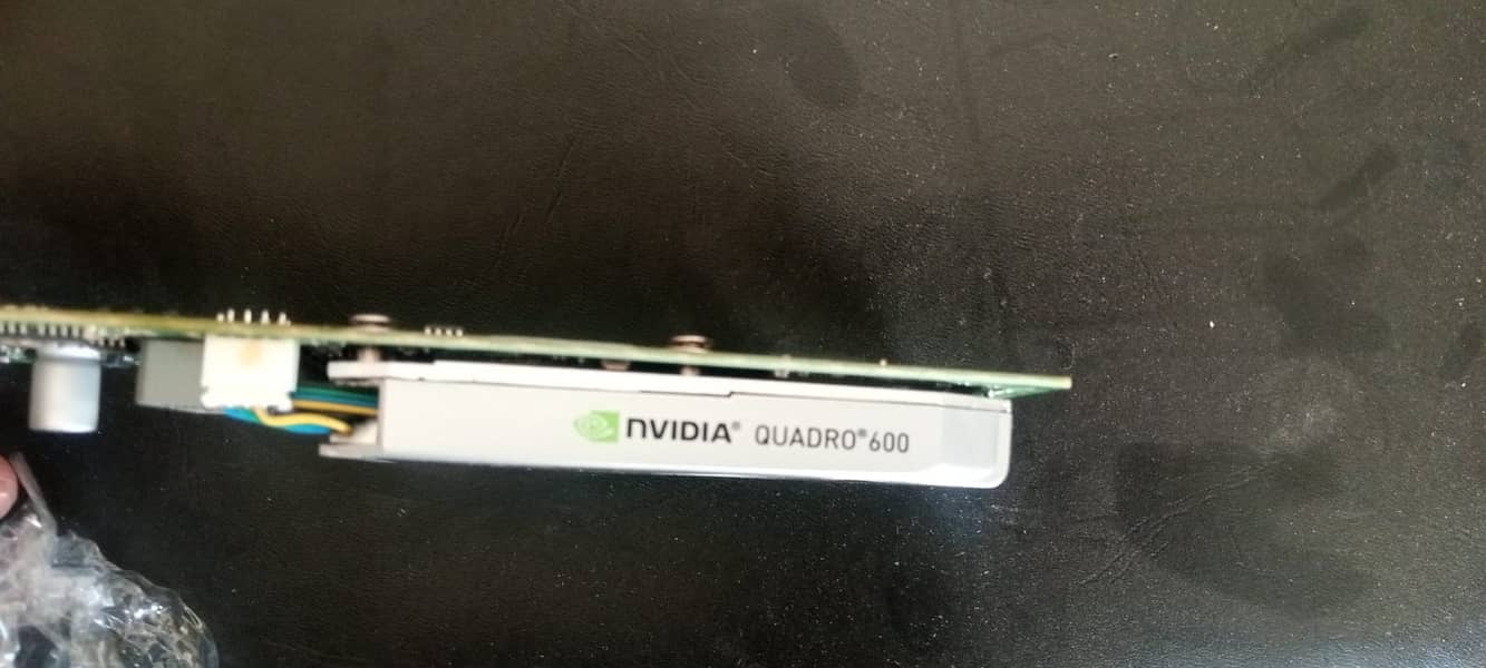 NVIDIA Quadro 600 & K600 / 1GB / 128bit / DDR3 1