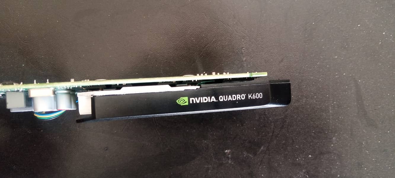 NVIDIA Quadro 600 & K600 / 1GB / 128bit / DDR3 2