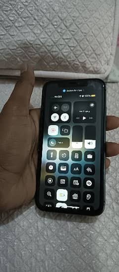I phone 11 factory unlocked upfone sim work