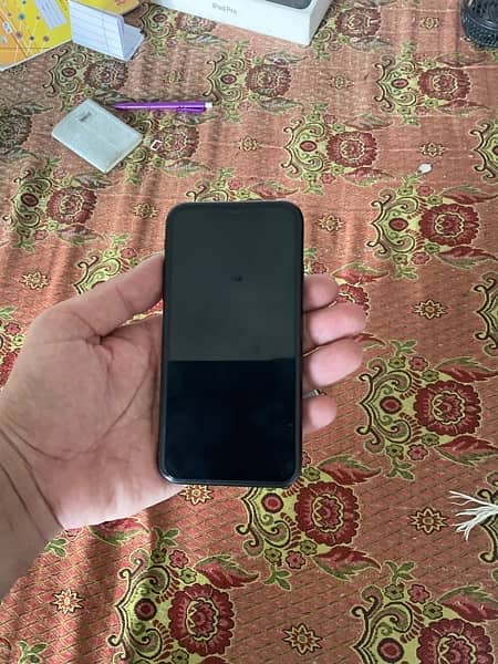 apple iPhone XR 64 gd 6