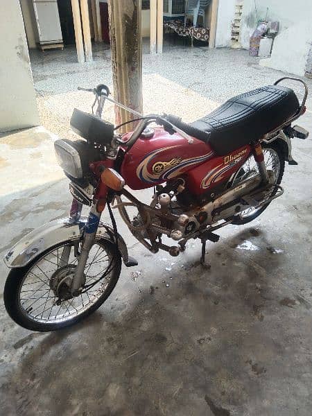 Yamaha Dhoom 70 cc 4