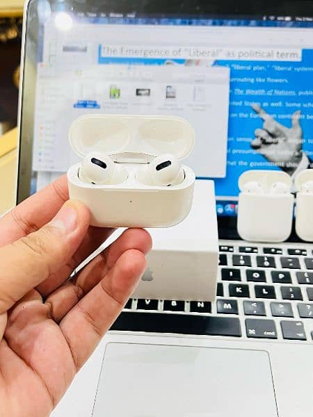 Apple Airpods pro pro 2nd Generation 0301-4348439 8
