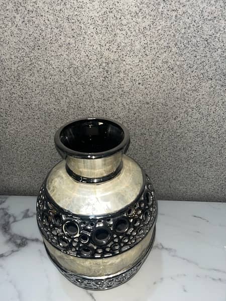 Mother of Pearl Inlay Decorative Vase 0