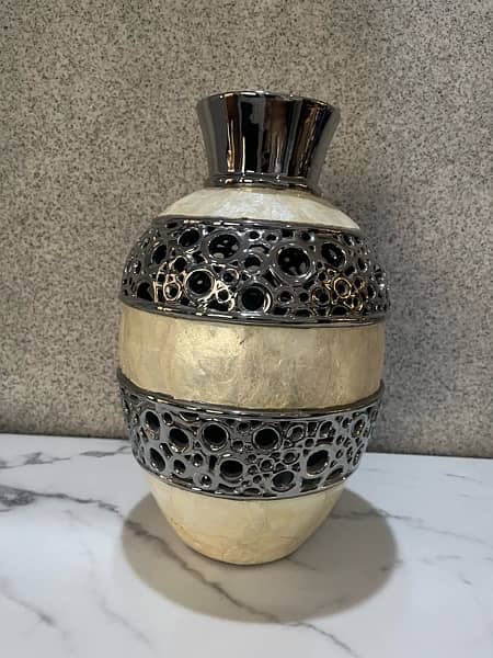 Mother of Pearl Inlay Decorative Vase 3