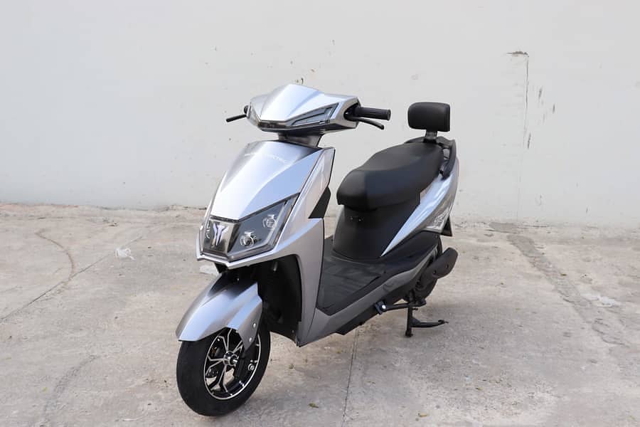 Pakzon Electric Scooty PES-70L 3