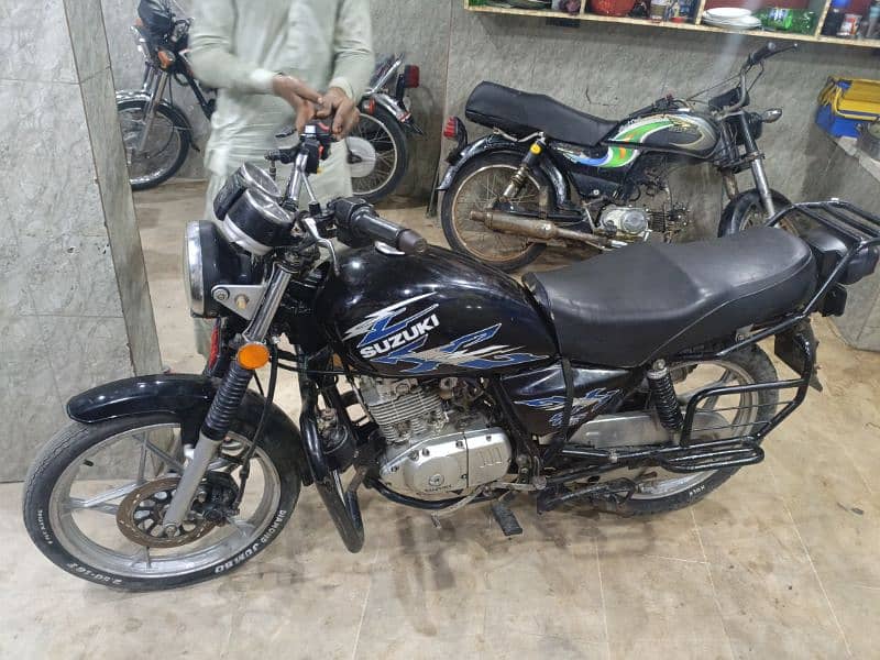 Suzuki GS-150 2017 modle Karachi no 3