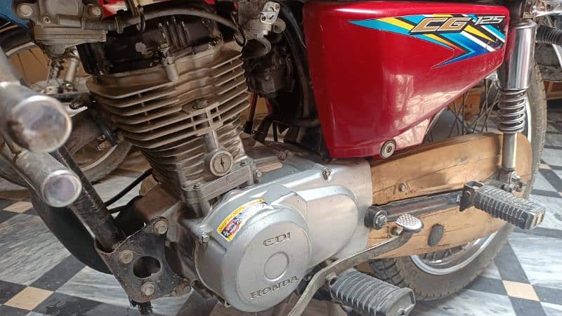 Honda 125 All Ok Condition 10