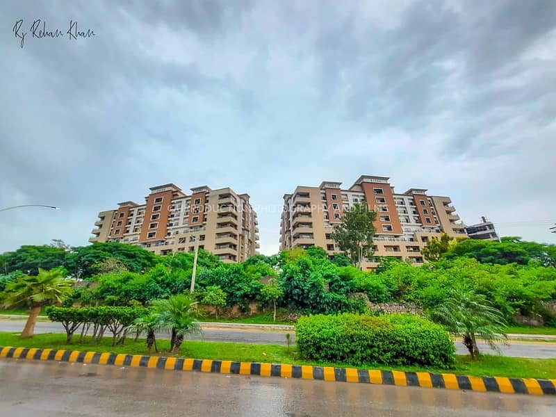1 Bed Luxury Apartment Available. For Rent in Zarkon Heights G-15 Islamabad. 8