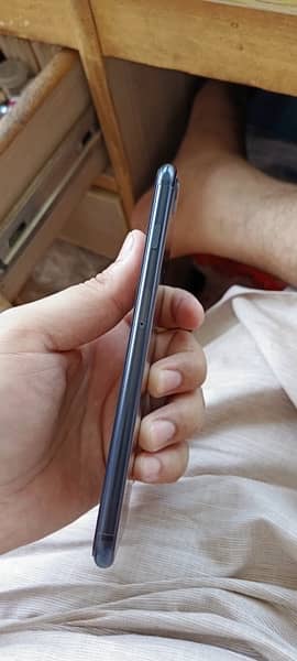 iPhone 7 plus 128 gb  fingerprint no farooqabad 5