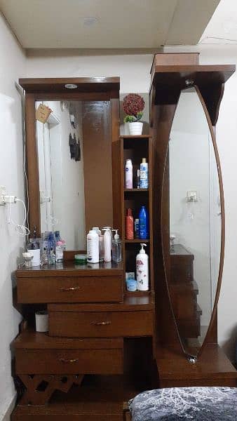 Dressing table 2