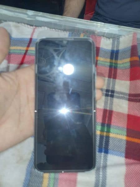 Techno spark 6 Go urgent sale  4,64  with original charger 2