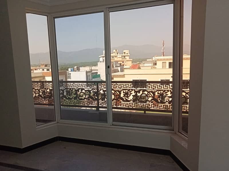 Beautiful House For Rent Upper Portion 15